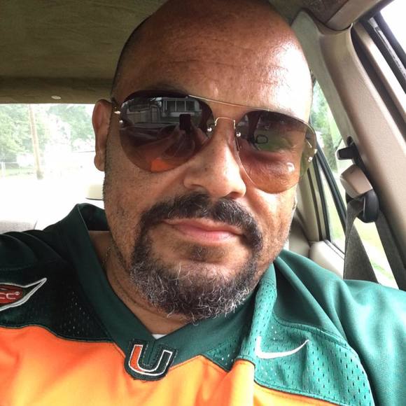 Meet your Posher, Romaine - Picture 1 of 1